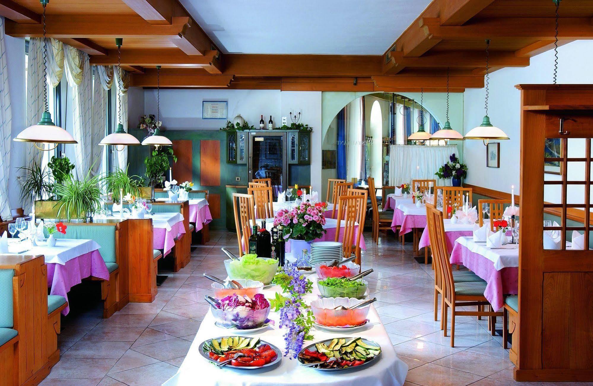 Hotel Rentschnerhof Больцано Экстерьер фото